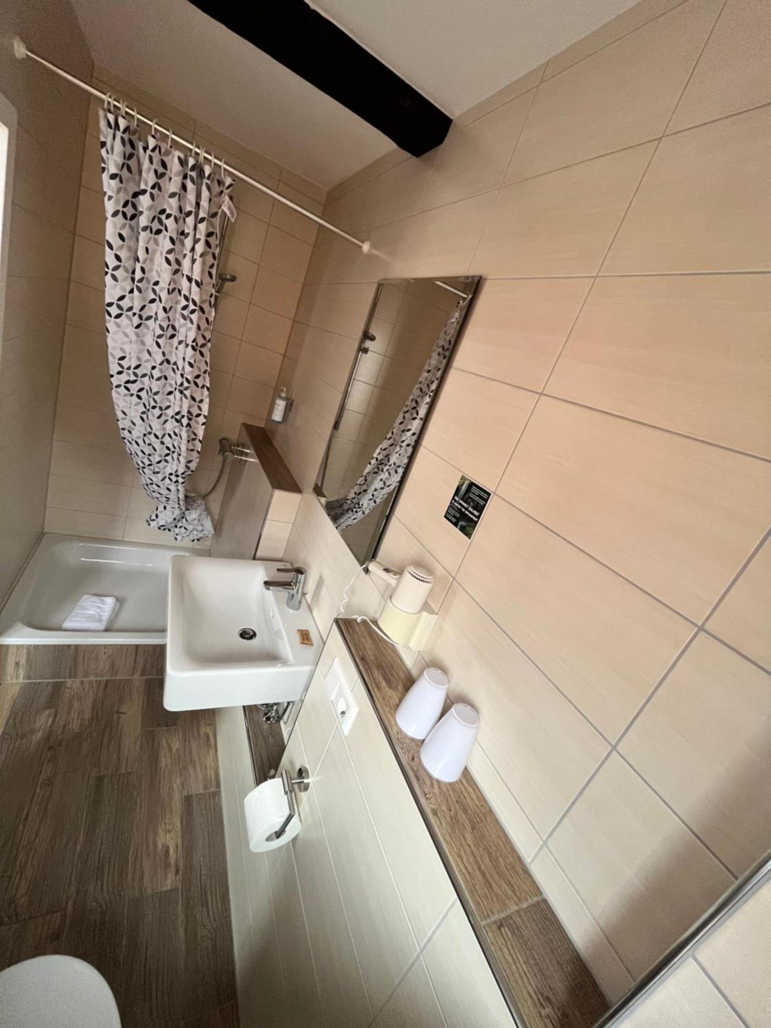 Gaestehaus Am Hafen ميرسبرغ المظهر الخارجي الصورة